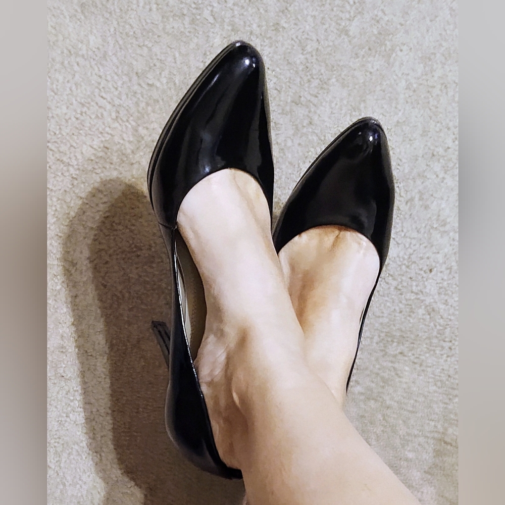 Platform Patent leather Pumps